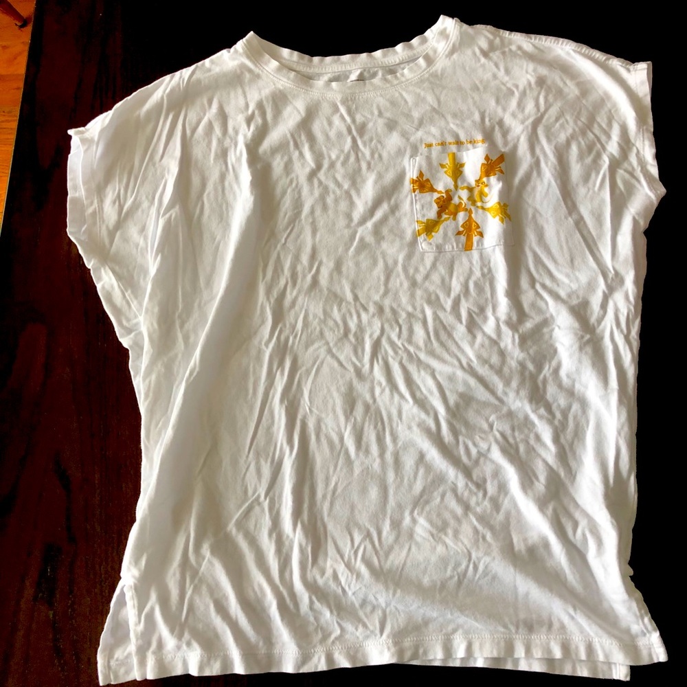 Disney tee - Picture 1 of 4